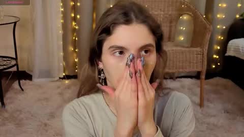 Snapshot of rosalvaulman chatting on February 10, 5:17 pm Kylie online show from February 10, 5:17 pm