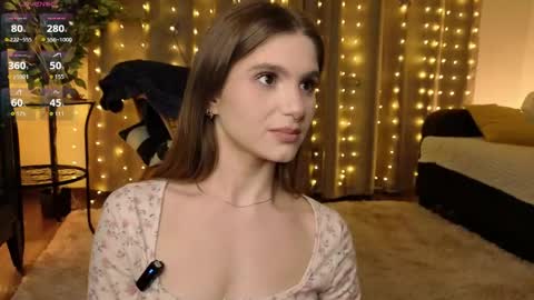 Snapshot of rosalvaulman chatting on March 2, 5:20 pm Kylie online show from March 2, 5:20 pm