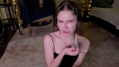 Kylie online show from April 13, 5:29 pm