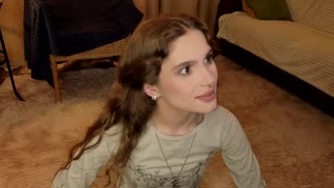 Snapshot of rosalvaulman chatting on May 5, 5:10 pm Kylie online show from May 5, 5:10 pm