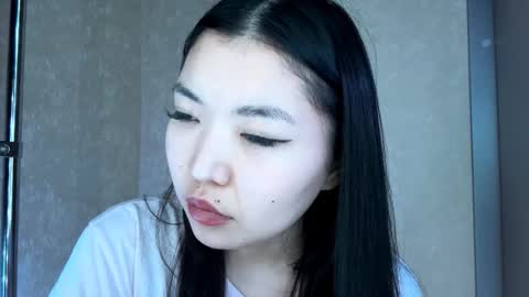 Snapshot of rosalynhandy chatting on March 2, 2:57 pm Kira online show from March 2, 2:57 pm