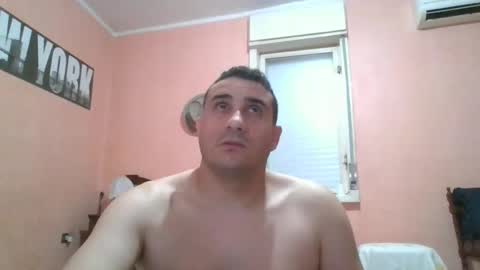 Snapshot of rosario1212 chatting on November 22, 1:04 am Rosario online show from November 22, 1:04 am