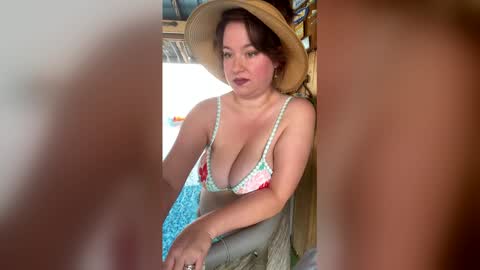 Snapshot of rose211994 chatting on May 13, 5:54 pm Rose online show from May 13, 5:54 pm