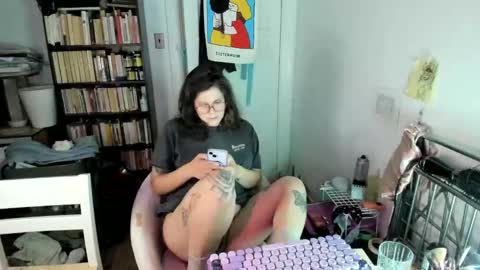 rose257044 online show from November 23, 12:49 pm