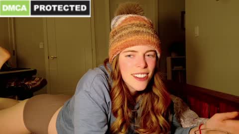 rose77782 online show from December 4, 10:30 pm