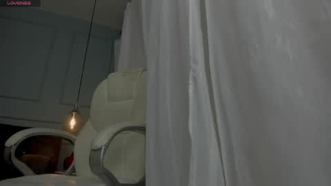 Snapshot of rose__monroe chatting on April 26, 7:44 pm rose__monroe online show from April 26, 7:44 pm