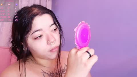 Snapshot of rose_barbara chatting on December 27, 12:12 pm Barbara rose online show from December 27, 12:12 pm
