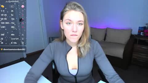 Rose but u can call me princess online show from January 13, 8:03 pm