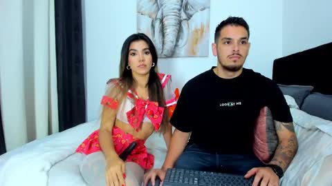 Snapshot of rose_dom chatting on December 18, 12:54 am Rose And Dom online show from December 18, 12:54 am