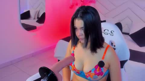Snapshot of rose_jener06 chatting on July 14, 9:53 pm rose_jener06 online show from July 14, 9:53 pm