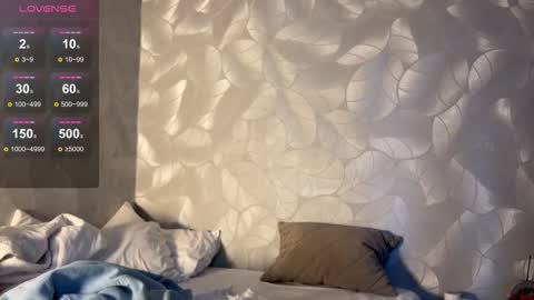 Snapshot of rose_rainy chatting on September 21, 9:55 am Im Rose online show from September 21, 9:55 am