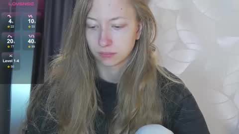 Snapshot of rose_rainy chatting on September 30, 7:57 am Im Rose online show from September 30, 7:57 am