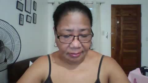 Snapshot of rosebelle66 chatting on June 9, 2:39 pm rosebelle66 online show from June 9, 2:39 pm