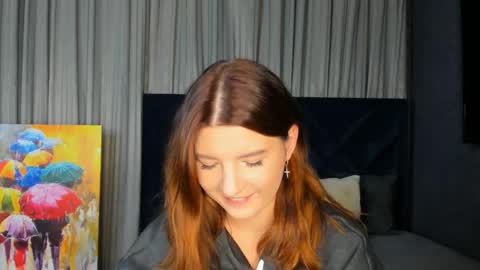 Snapshot of roseblanche2k chatting on December 11, 11:10 pm Florin online show from December 11, 11:10 pm