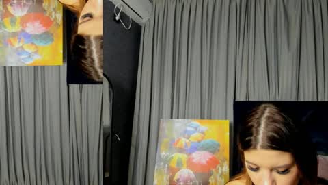 Snapshot of roseblanche2k chatting on December 21, 2:30 am Florin online show from December 21, 2:30 am