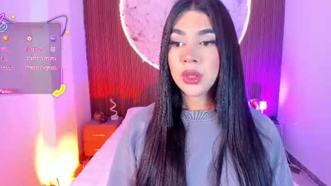 Snapshot of rosecassie chatting on June 11, 1:42 pm Rose online show from June 11, 1:42 pm