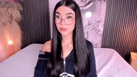 Snapshot of rosecassie chatting on July 9, 12:42 pm Rose online show from July 9, 12:42 pm