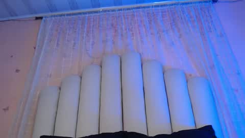 Snapshot of roseconor_ chatting on February 17, 3:14 am ROSE online show from February 17, 3:14 am