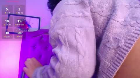 Snapshot of roseconor_ chatting on February 25, 3:38 am ROSE online show from February 25, 3:38 am