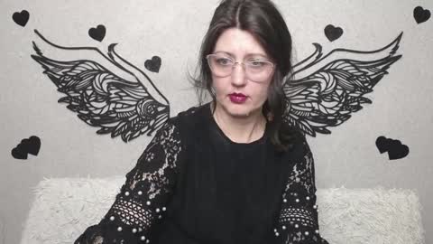 Snapshot of rosehille chatting on April 22, 5:14 pm RoseHille online show from April 22, 5:14 pm