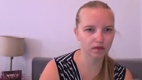Snapshot of rosehypnotic chatting on July 21, 7:43 am Rose online show from July 21, 7:43 am