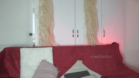 Lyla OF roselinedior online show from November 4, 2:16 pm