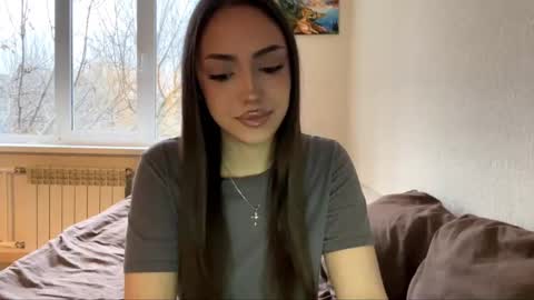 Mimi online show from November 7, 12:05 pm