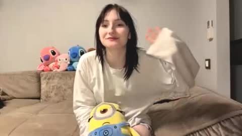 Snapshot of rosendapopper chatting on November 18, 9:58 am Nika online show from November 18, 9:58 am