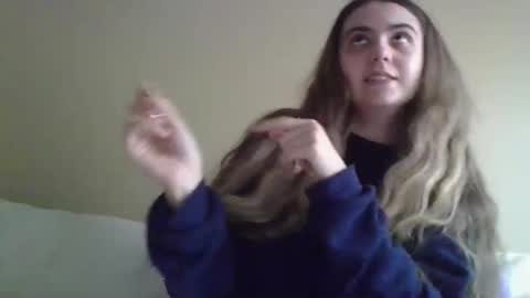 Snapshot of roseoca chatting on March 28, 3:55 pm roseoca online show from March 28, 3:55 pm