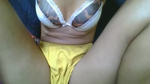 rosia685234 online show from March 4, 1:06 pm