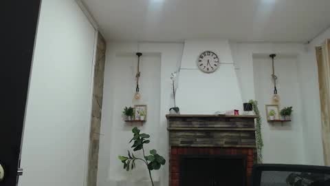 MY NAME IS  ROSSE  online show from October 17, 6:32 pm