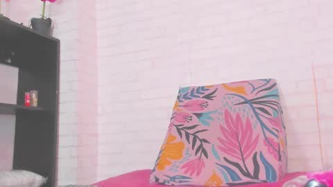 rosse_thompson11 online show from January 13, 10:13 pm