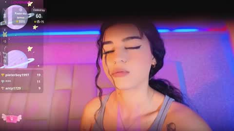 Snapshot of rosselfinoll chatting on February 25, 6:31 pm Rossel online show from February 25, 6:31 pm