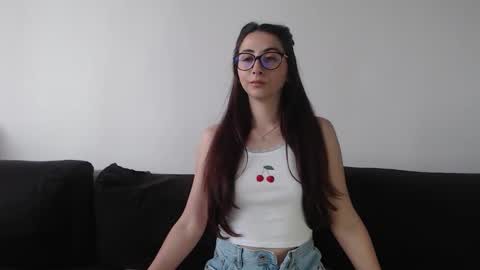 rossie0 online show from May 19, 3:29 pm