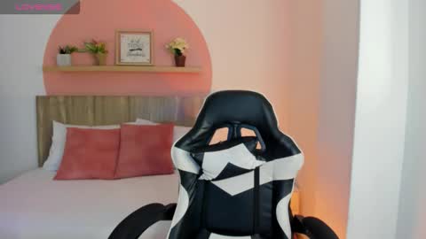 Snapshot of rossie_lanie_ chatting on February 24, 12:25 pm rossie_lanie_ online show from February 24, 12:25 pm