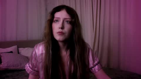 rosy_petal online show from February 28, 7:04 pm