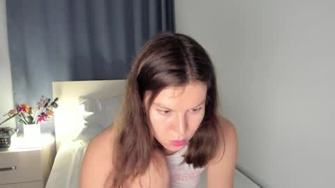 Snapshot of roter_rita chatting on January 6, 12:37 am roter_rita online show from January 6, 12:37 am