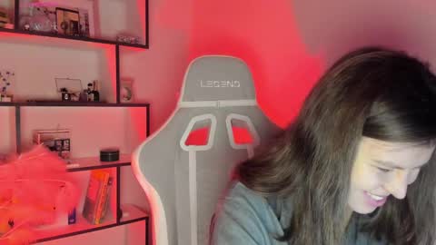 Snapshot of roter_rita chatting on February 10, 1:57 am roter_rita online show from February 10, 1:57 am