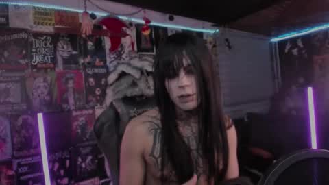 rot online show from March 23, 11:53 pm