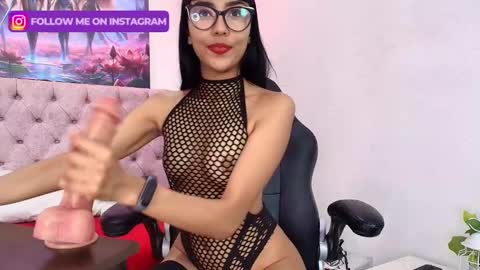 Snapshot of roulyy chatting on February 3, 7:52 pm  JESSY ROULY online show from February 3, 7:52 pm