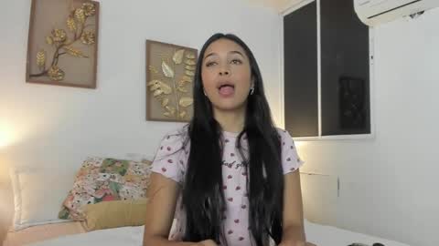 Snapshot of rouse_46 chatting on December 28, 11:59 pm Rouse online show from December 28, 11:59 pm