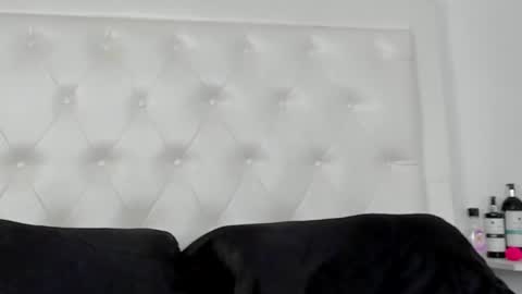 Snapshot of rouse_sexy_hotxx77 chatting on June 28, 12:05 am rouse_sexy_hotxx77 online show from June 28, 12:05 am