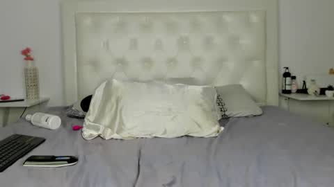 Snapshot of rouse_sexy_hotxx77 chatting on July 12, 4:42 pm rouse_sexy_hotxx77 online show from July 12, 4:42 pm
