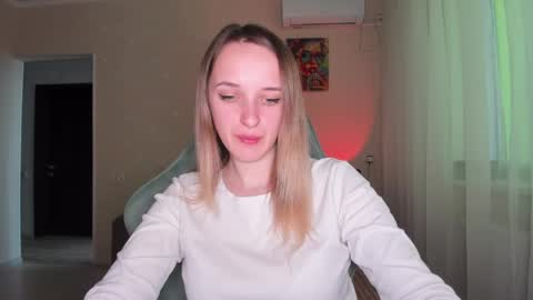 Snapshot of rousereed chatting on April 22, 11:56 am Rouse online show from April 22, 11:56 am