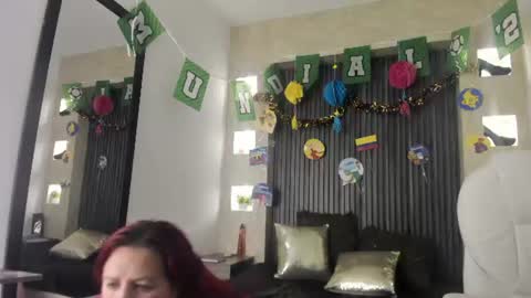 Snapshot of rousewright chatting on June 16, 9:23 am Rouse Wright online show from June 16, 9:23 am