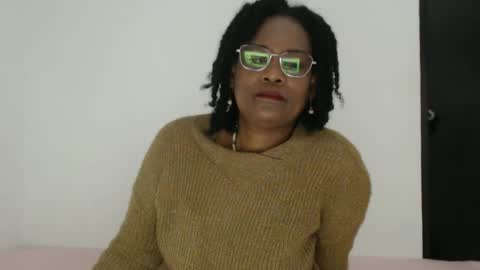 luxa online show from October 11, 3:54 pm