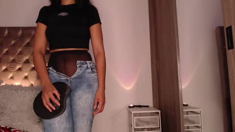 Rouss marie henao  online show from November 2, 11:07 pm