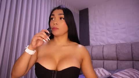 Snapshot of rousse_coup chatting on February 14, 7:10 pm Rosse and Miller online show from February 14, 7:10 pm