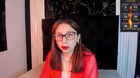 Snapshot of rousse_hoffman chatting on March 3, 12:11 pm rousse_hoffman online show from March 3, 12:11 pm