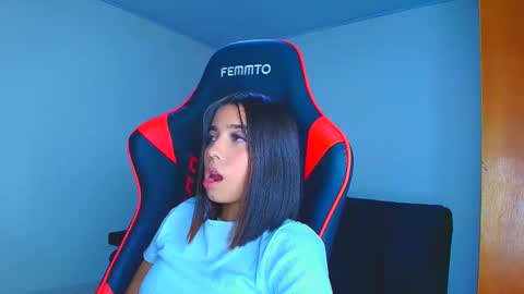 rousse_violet online show from November 25, 11:27 pm